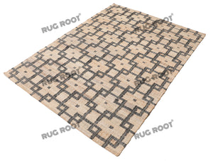 Handwoven Jute & Wool Rug with Interlocking Geometric Pattern - Natural & Black