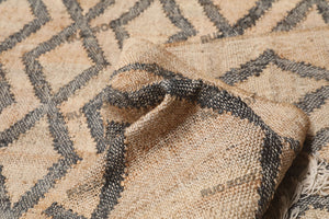 Handwoven Jute & Wool Rug with Diamond Lattice Pattern - Natural & Charcoal