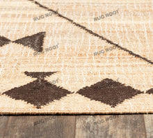 Load image into Gallery viewer, Handwoven Jute &amp; Wool Rug with Tribal Diamond Border Design - Beige &amp; Brown
