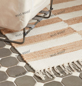 Handwoven Jute & Wool Rug with Striped Checkerboard Pattern - Ivory & Beige