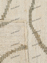 Load image into Gallery viewer, Handwoven Wool &amp; Jute Rug with Abstract Line Pattern - Ivory &amp; Gray
